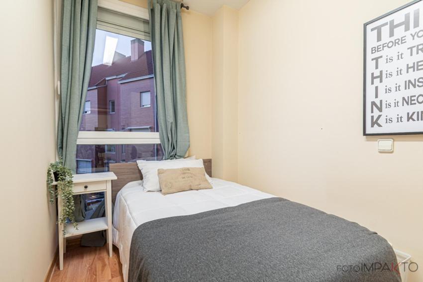 #10Oca7 - Apartamento En Vista Alegre Madrid Extérieur photo